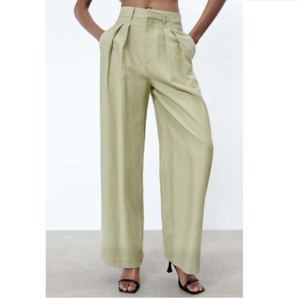 ZARA High Waisted Wide-leg Pleated Trouser Pants in Green size XS (fits S)